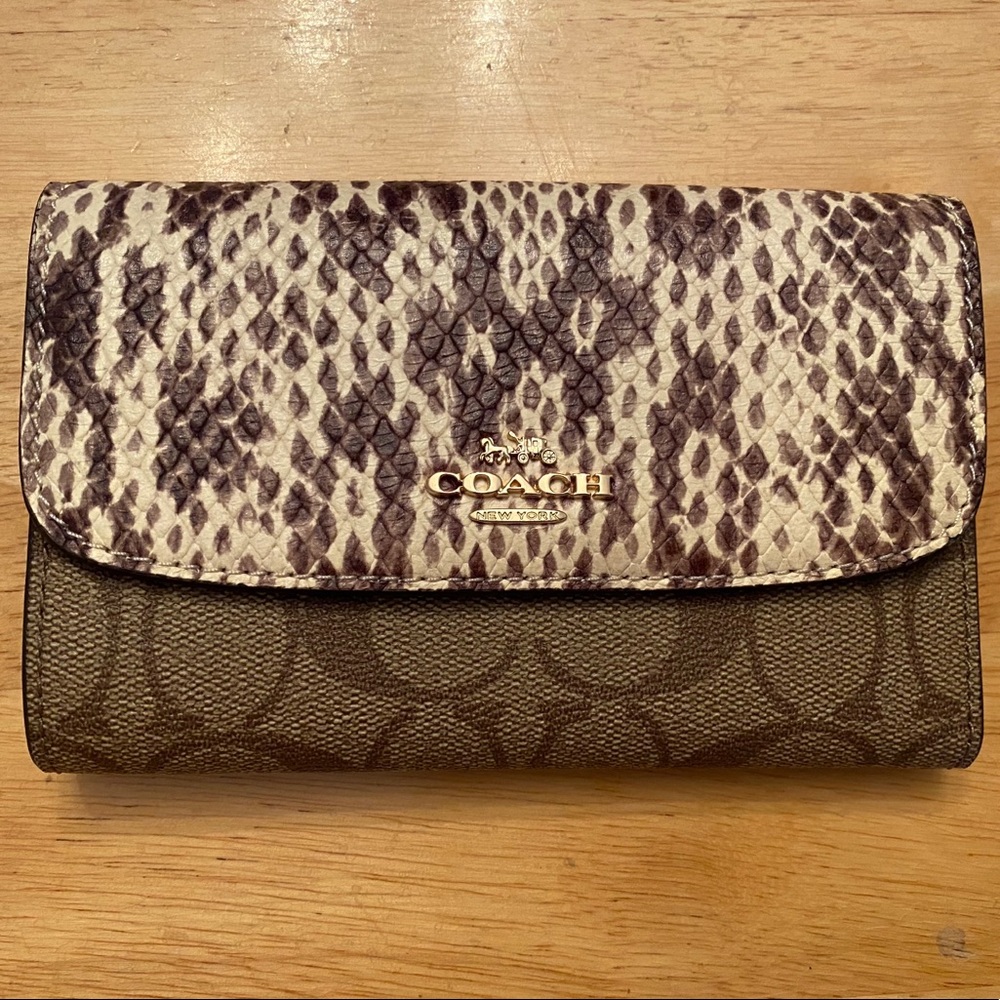 Authentic Coach Wallet